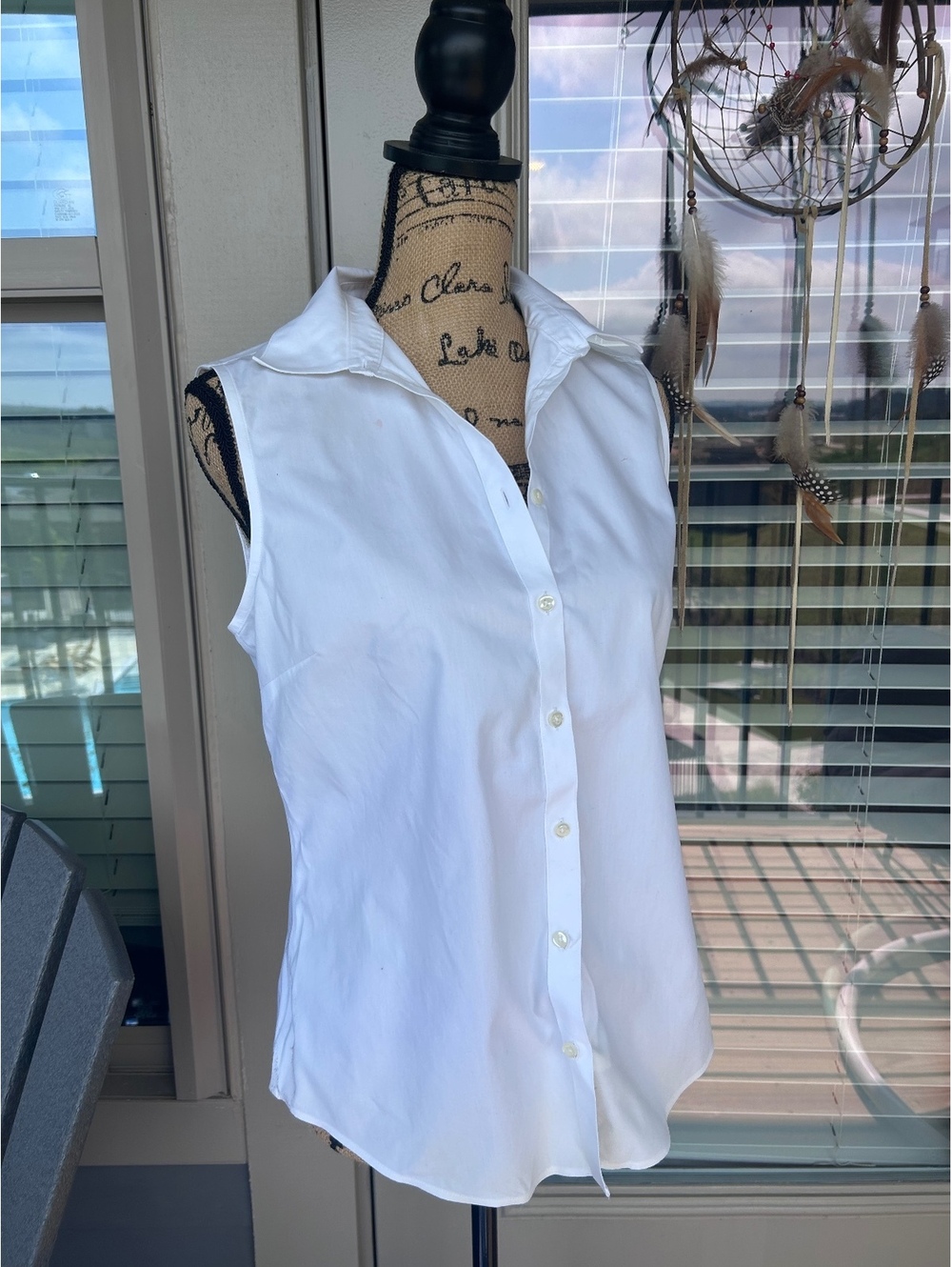 Brooks Brothers Women's White Sleeveless Fitted Non-Iron Cotton Shirt Size 8